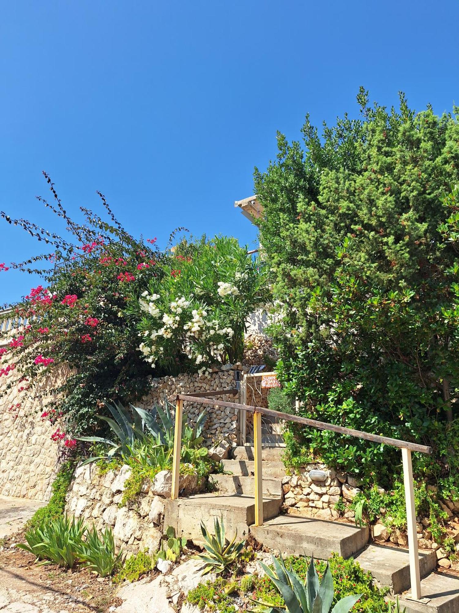 Vila Sunnyday House Masline Exteriér fotografie